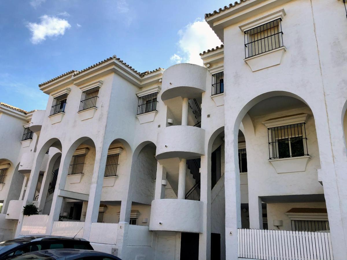 Apartamento Zinna Chiclana de la Frontera Luaran gambar